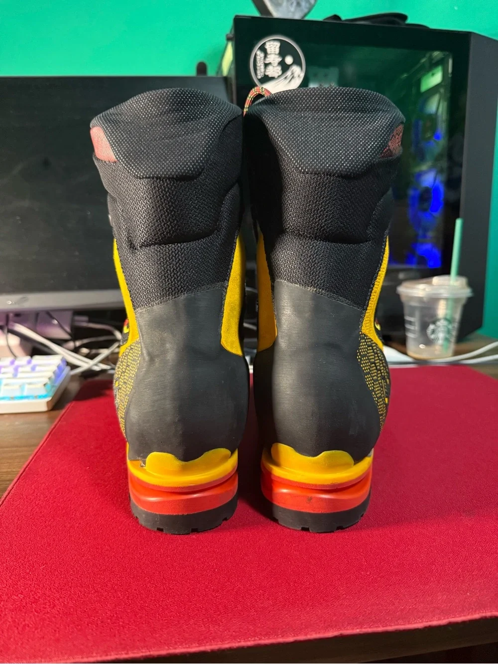 La Sportiva Men’s 11 Nepal Cube GTX Boots